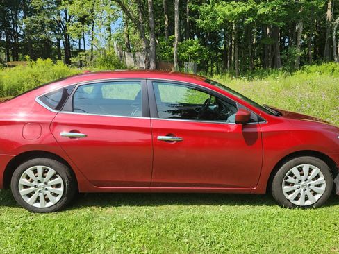 Used 2015 Nissan Sentra SV FWD image 24