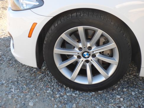 Used 2014 BMW 535i xDrive Sedan image 12