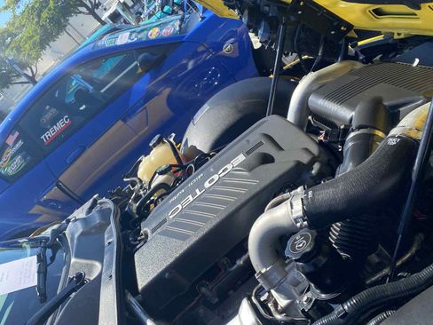 Used 2008 Saturn Sky Red Line image 11