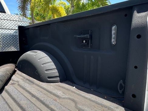 Used 2022 Ford F350 Limited AWD/4WD image 22