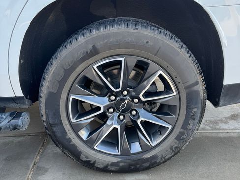 Used 2022 Chevrolet Tahoe Z71 w/ Luxury Package image 15