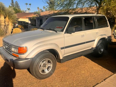 Used 1997 Toyota Land Cruiser AWD/4WD image 13