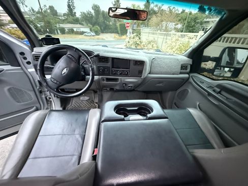 Used 2004 Ford F350 XLT AWD/4WD image 5