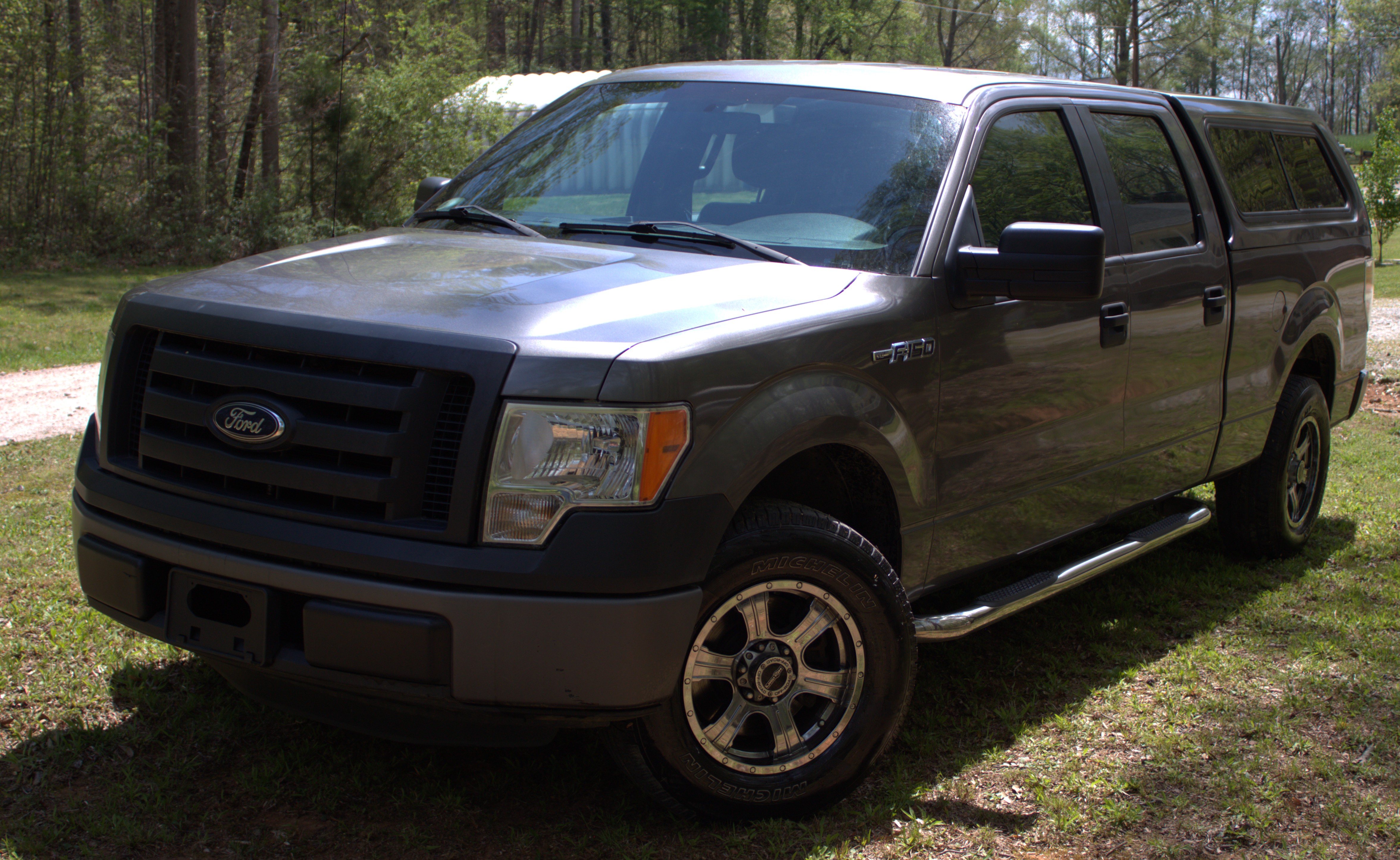 Used 2012 Ford F150 XL w/ Trailer Tow Pkg RWD image 1