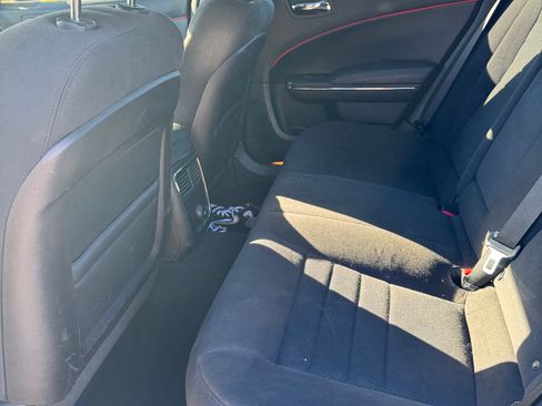 Used 2012 Dodge Charger SXT w/ Technology Group image 9