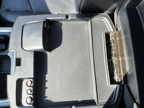 Used 2017 RAM 1500 Laramie image 30