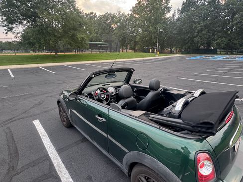 Used 2011 MINI Cooper S FWD image 6