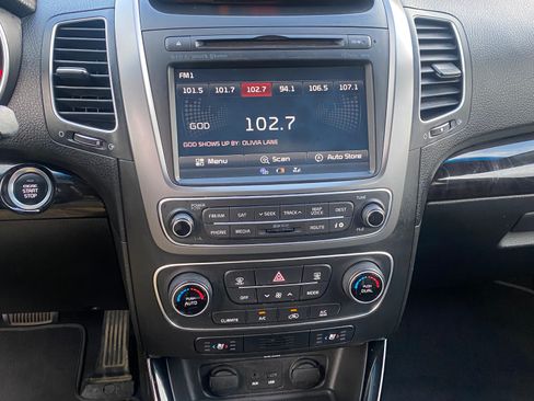 Used 2015 Kia Sorento SX FWD image 8