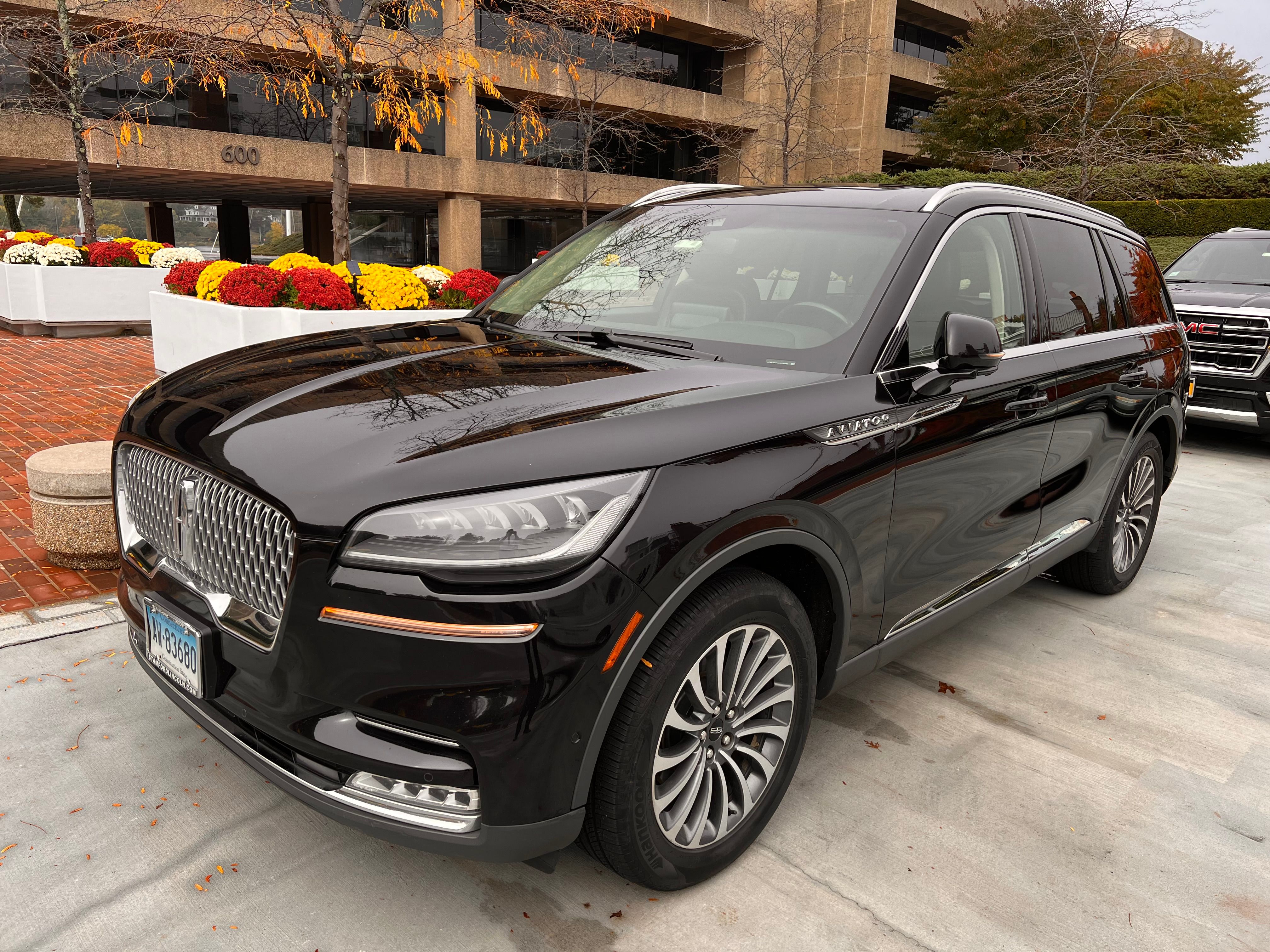 Used 2020 Lincoln Aviator Reserve w/ Equipment Group 201A AWD/4WD image 1