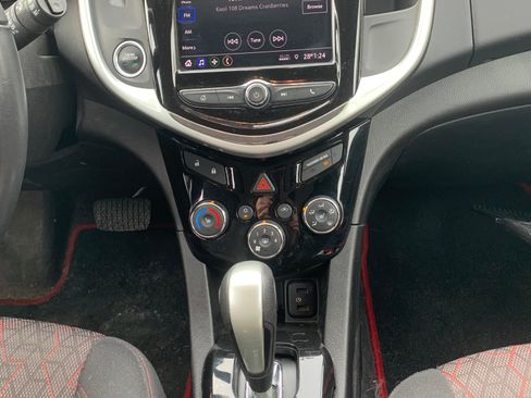 Used 2020 Chevrolet Sonic LT w/ Convenience Package image 15