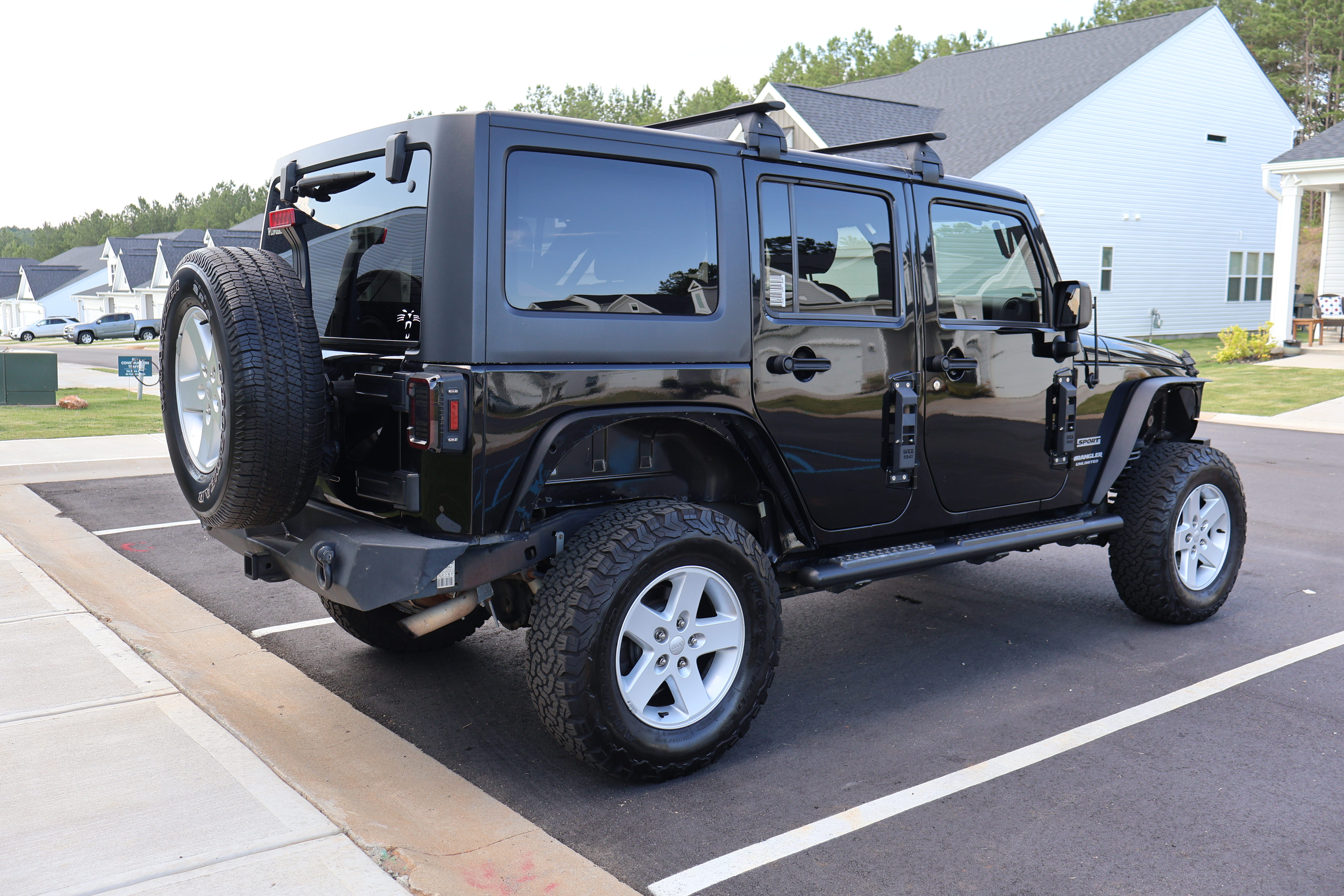 Used 2017 Jeep Wrangler Unlimited Sport w/ Quick Order Package 24S AWD/4WD image 6