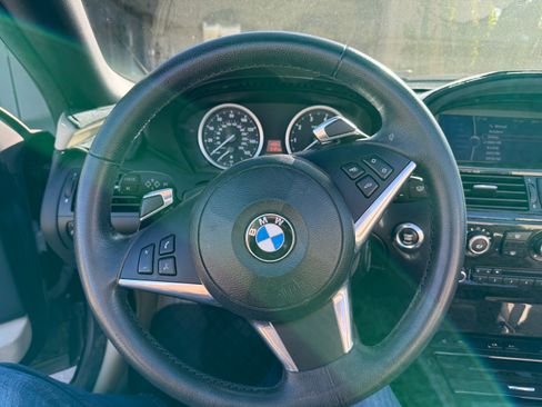 Used 2010 BMW 650i Convertible RWD image 10
