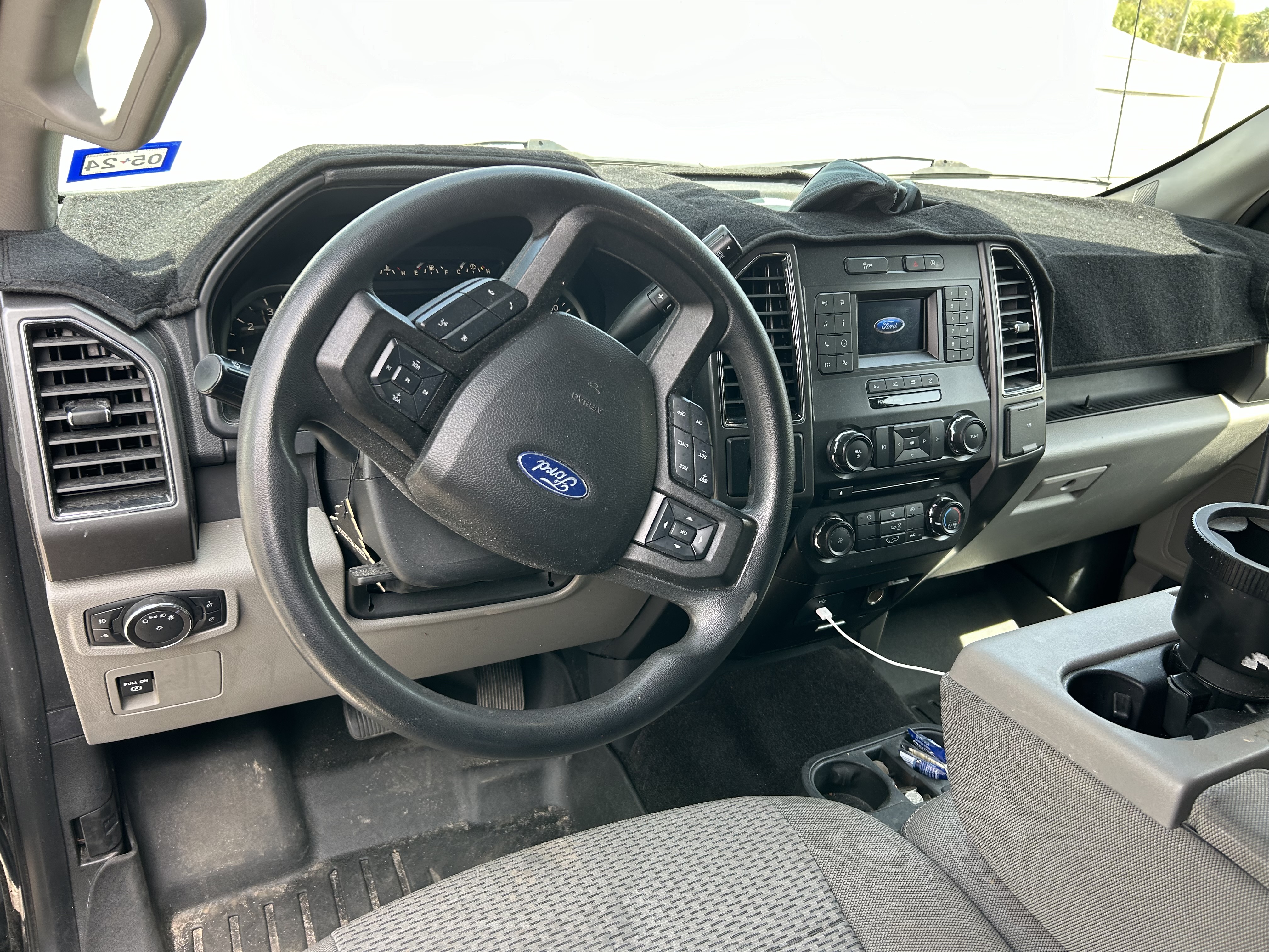 Used 2018 Ford F150 XLT w/ Trailer Tow Package AWD/4WD image 11