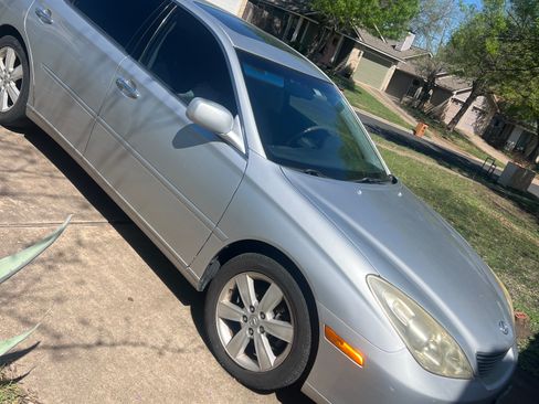 Used 2005 Lexus ES 330 FWD image 9