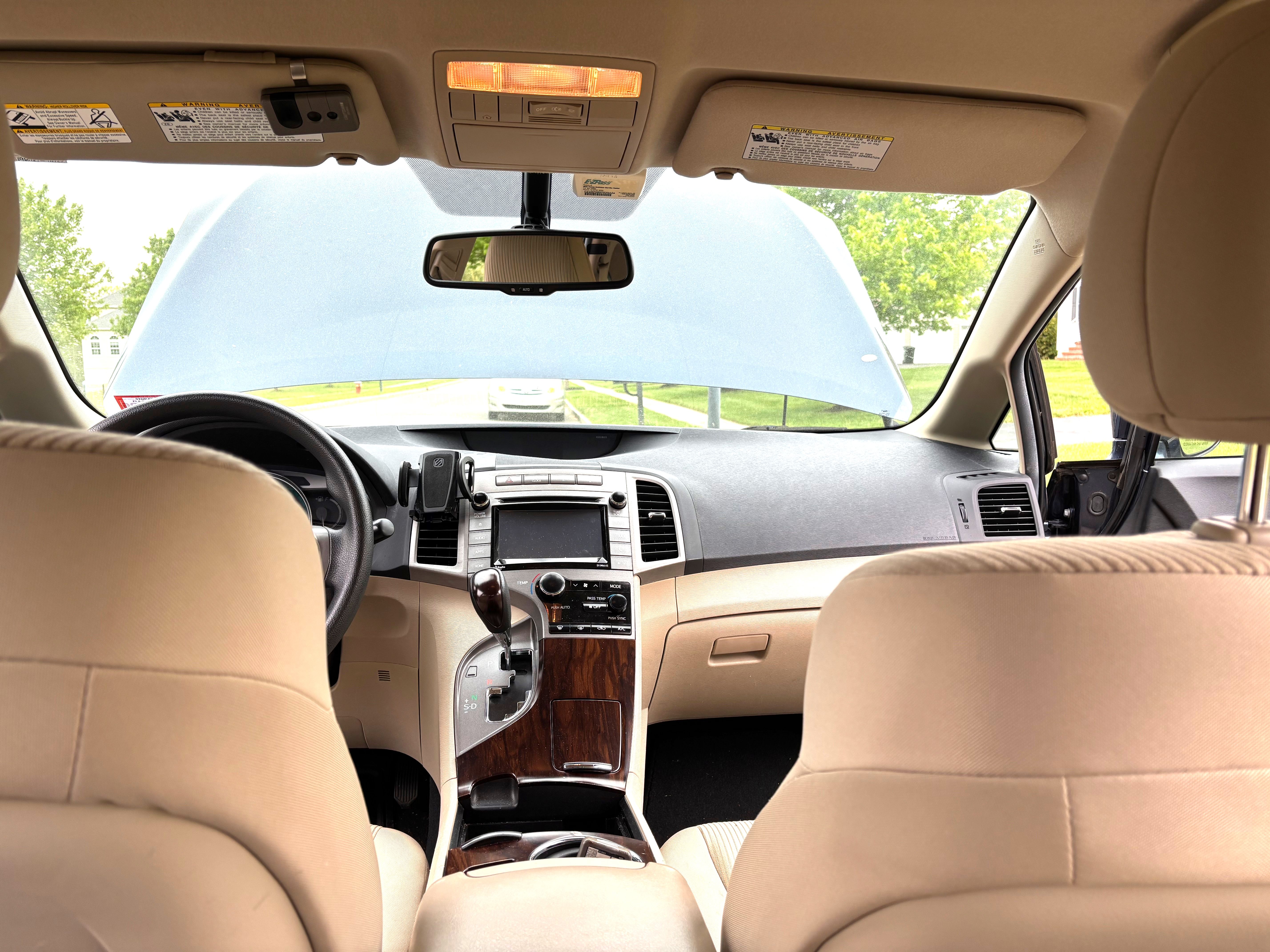 Used 2015 Toyota Venza LE AWD/4WD image 8