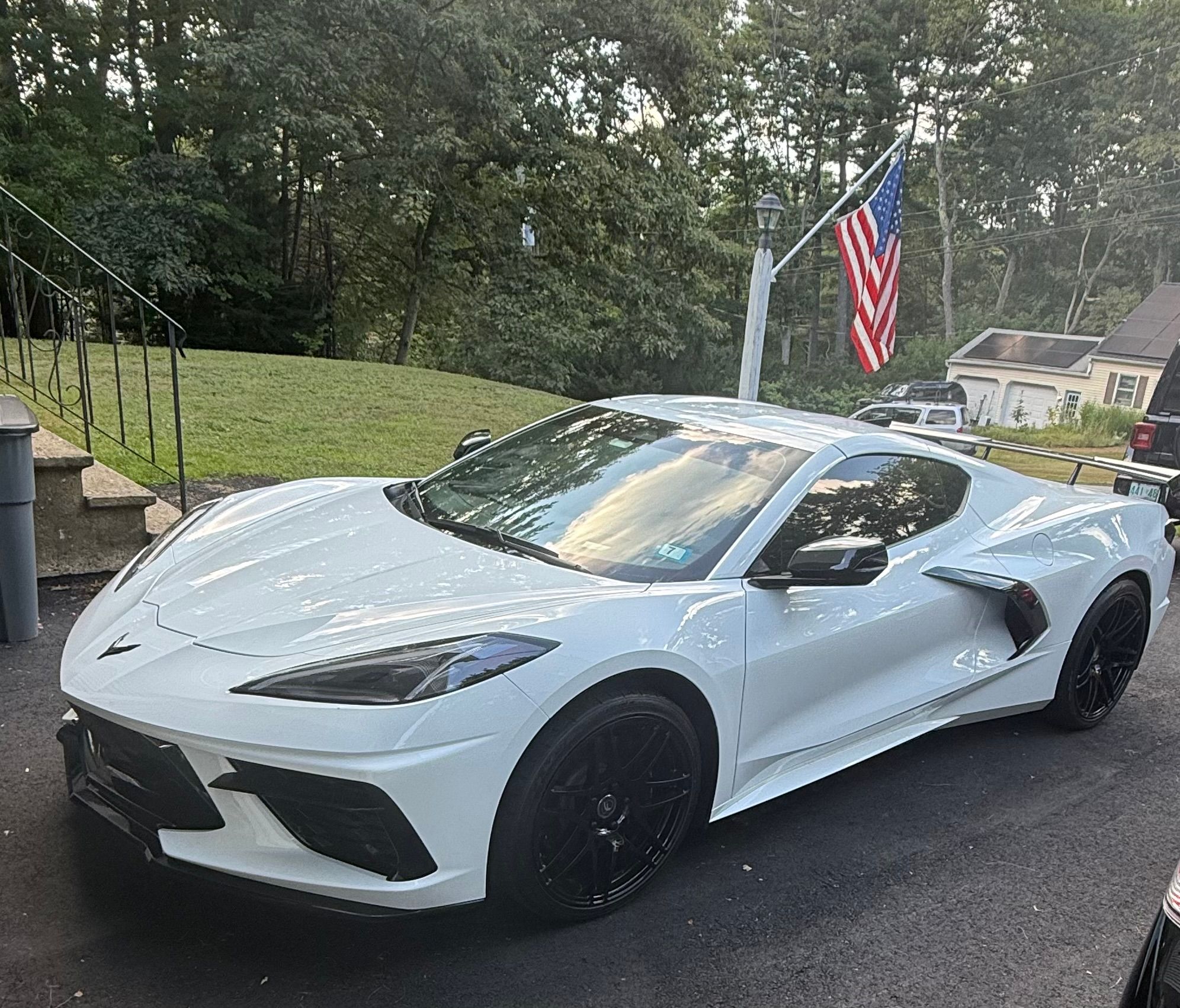 Used 2024 Chevrolet Corvette Stingray Preferred Cpe w/ Z51 Performance Package RWD image 1