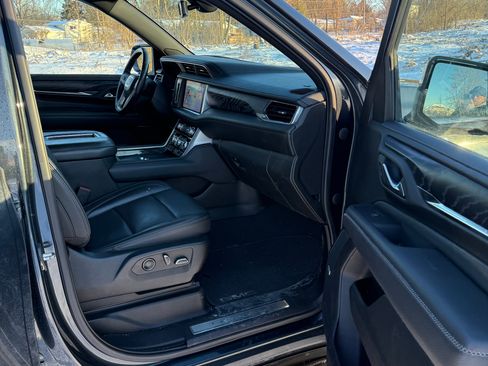 Used 2021 GMC Yukon Denali image 14