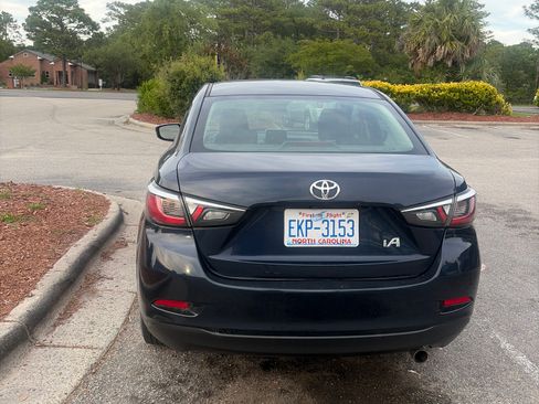Used 2017 Toyota Yaris iA FWD image 2