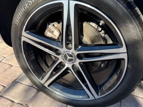 Used 2022 Mercedes-Benz A 220 image 12