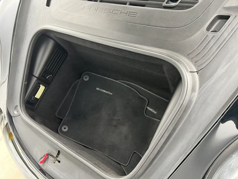 Used 2017 Porsche 911 Carrera image 15