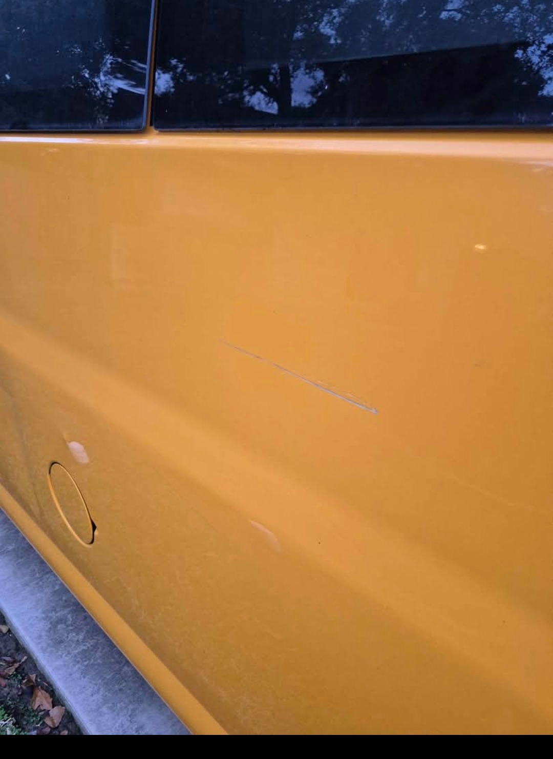 Used 2014 Chevrolet Express 3500 Extended RWD image 9