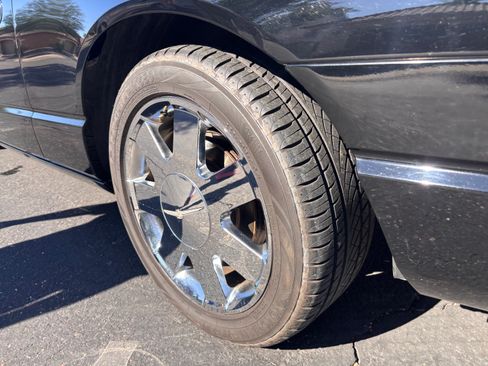 Used 2003 Ford Thunderbird image 11