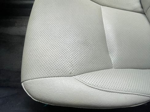 Used 2010 Lexus ES 350 FWD image 17