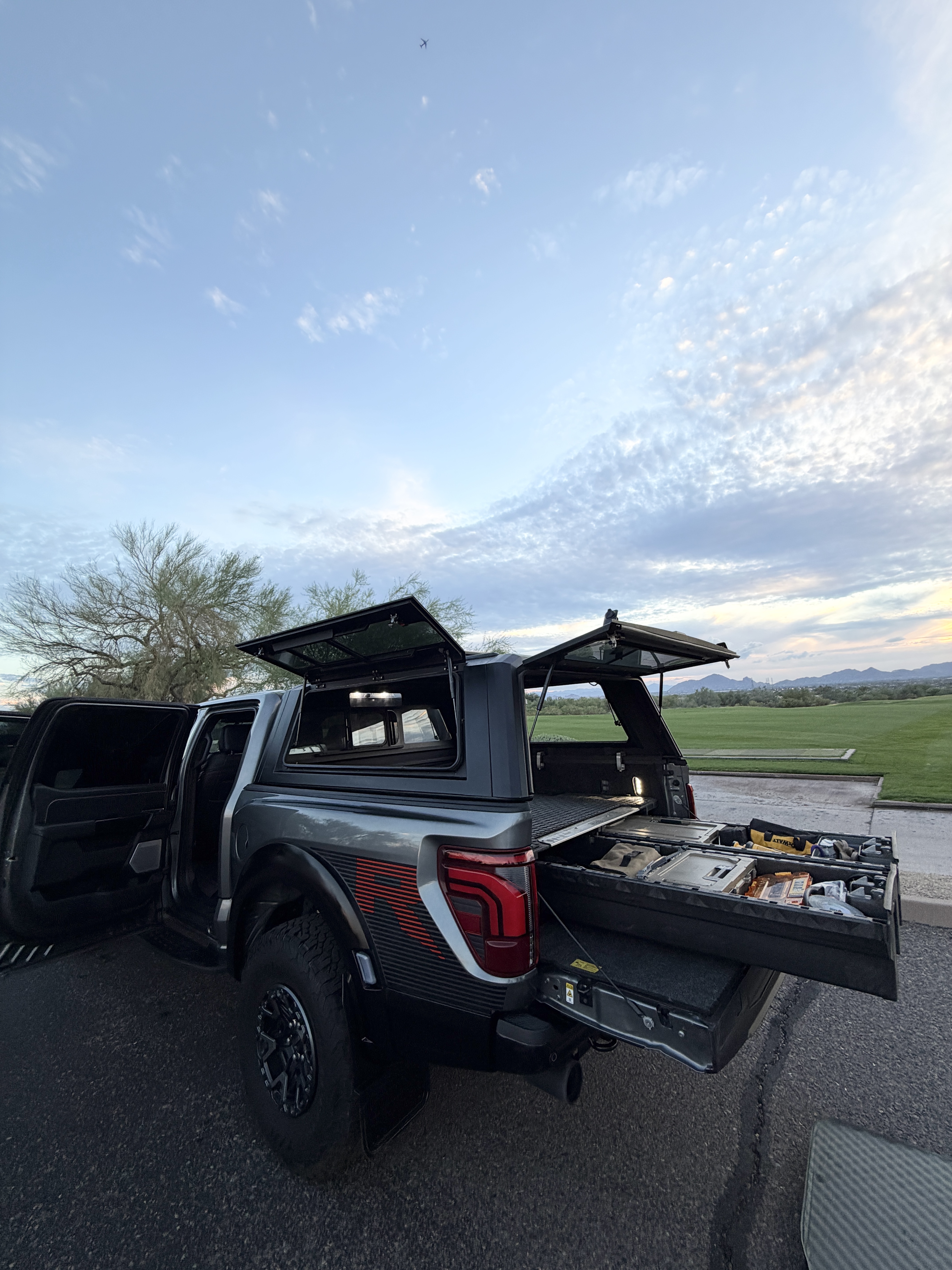 Used 2025 Ford F150 Raptor w/ Equipment Group 803A Raptor R AWD/4WD image 15