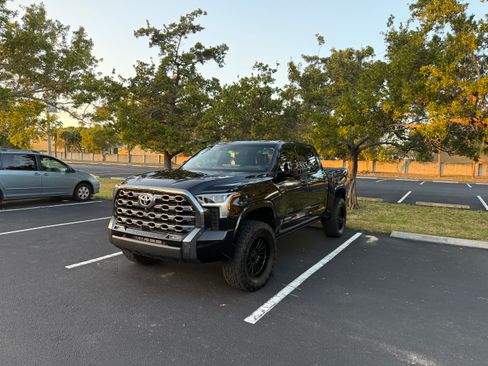 Used 2023 Toyota Tundra Platinum image 12