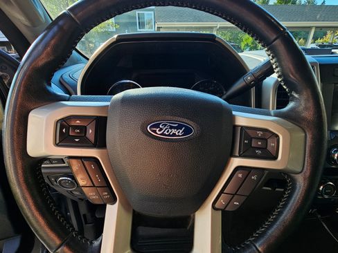 Used 2019 Ford F350 Lariat w/ Lariat Ultimate Package image 22