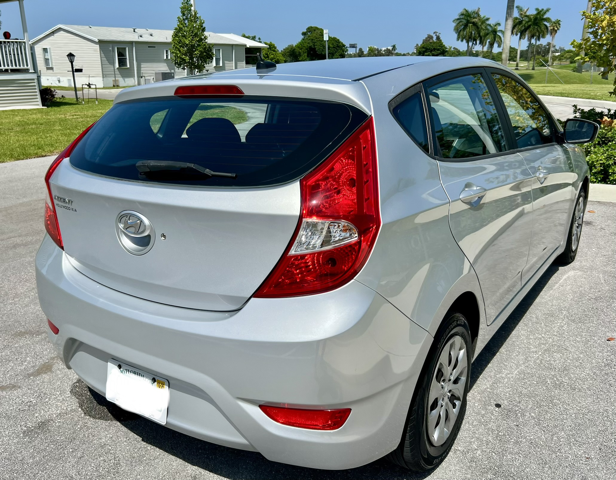 Used 2015 Hyundai Accent GS FWD image 10