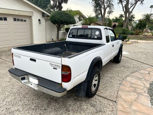 Used 2000 Toyota Tacoma PreRunner image 4