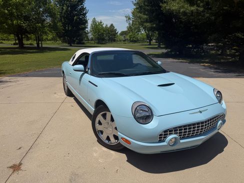 Used 2003 Ford Thunderbird RWD image 6