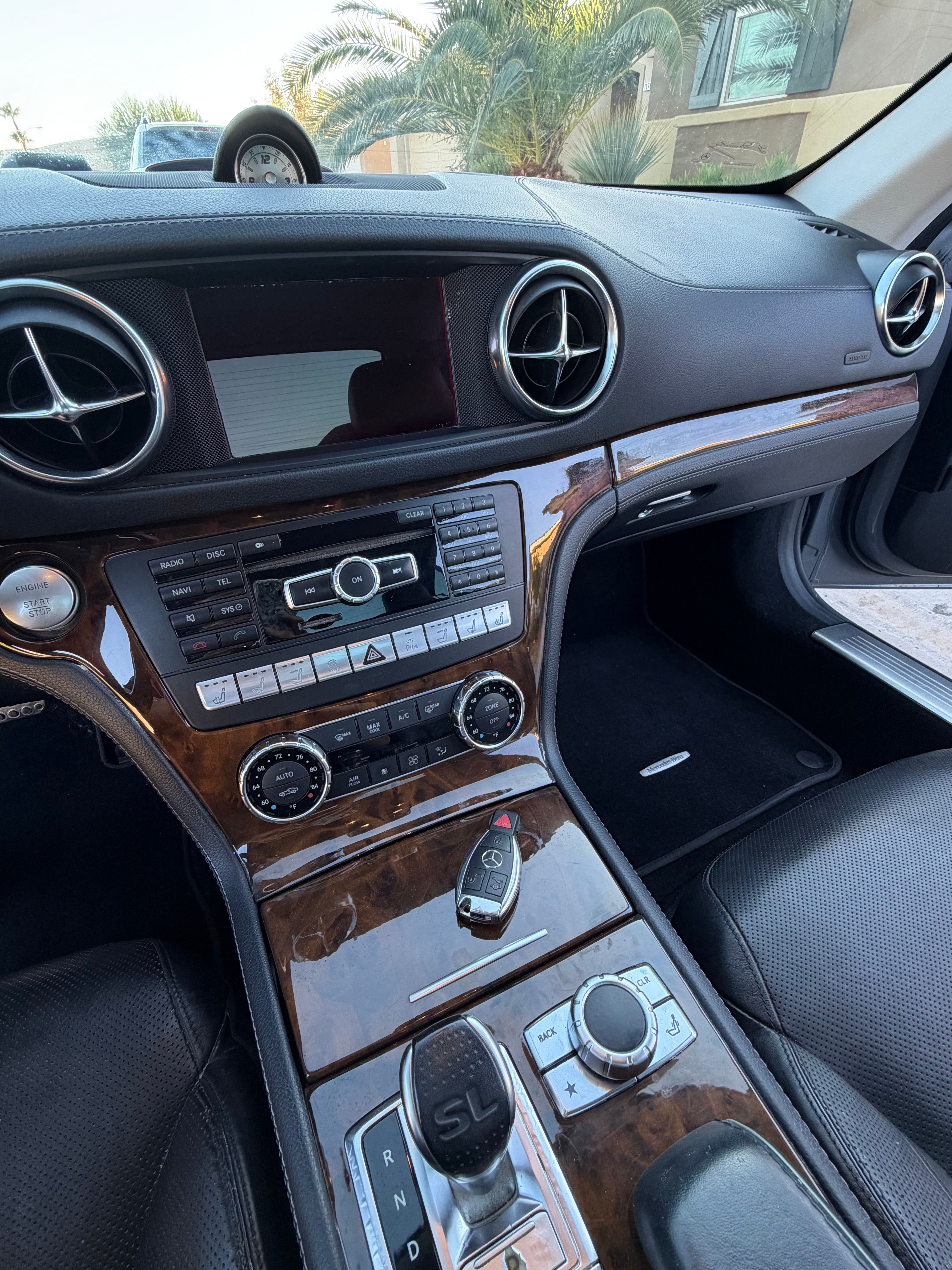 Used 2013 Mercedes-Benz SL 550 image 27