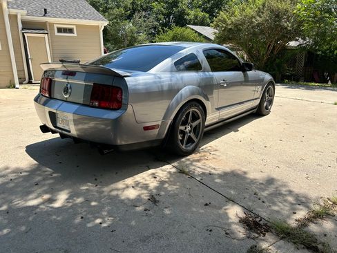 Used 2007 Ford Mustang Shelby GT500 RWD image 6