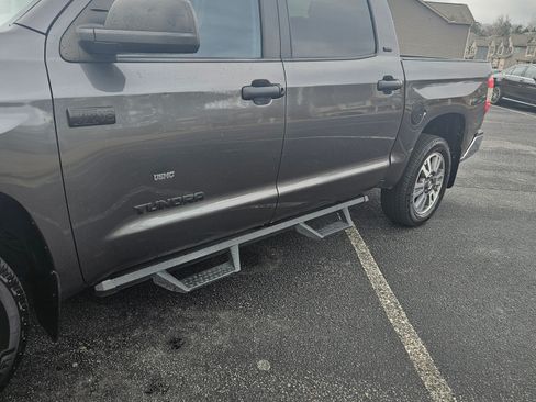 Used 2016 Toyota Tundra SR5 image 12