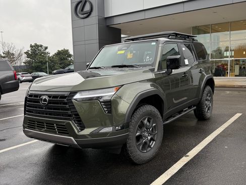 Used 2024 Lexus GX 550 AWD/4WD image 8