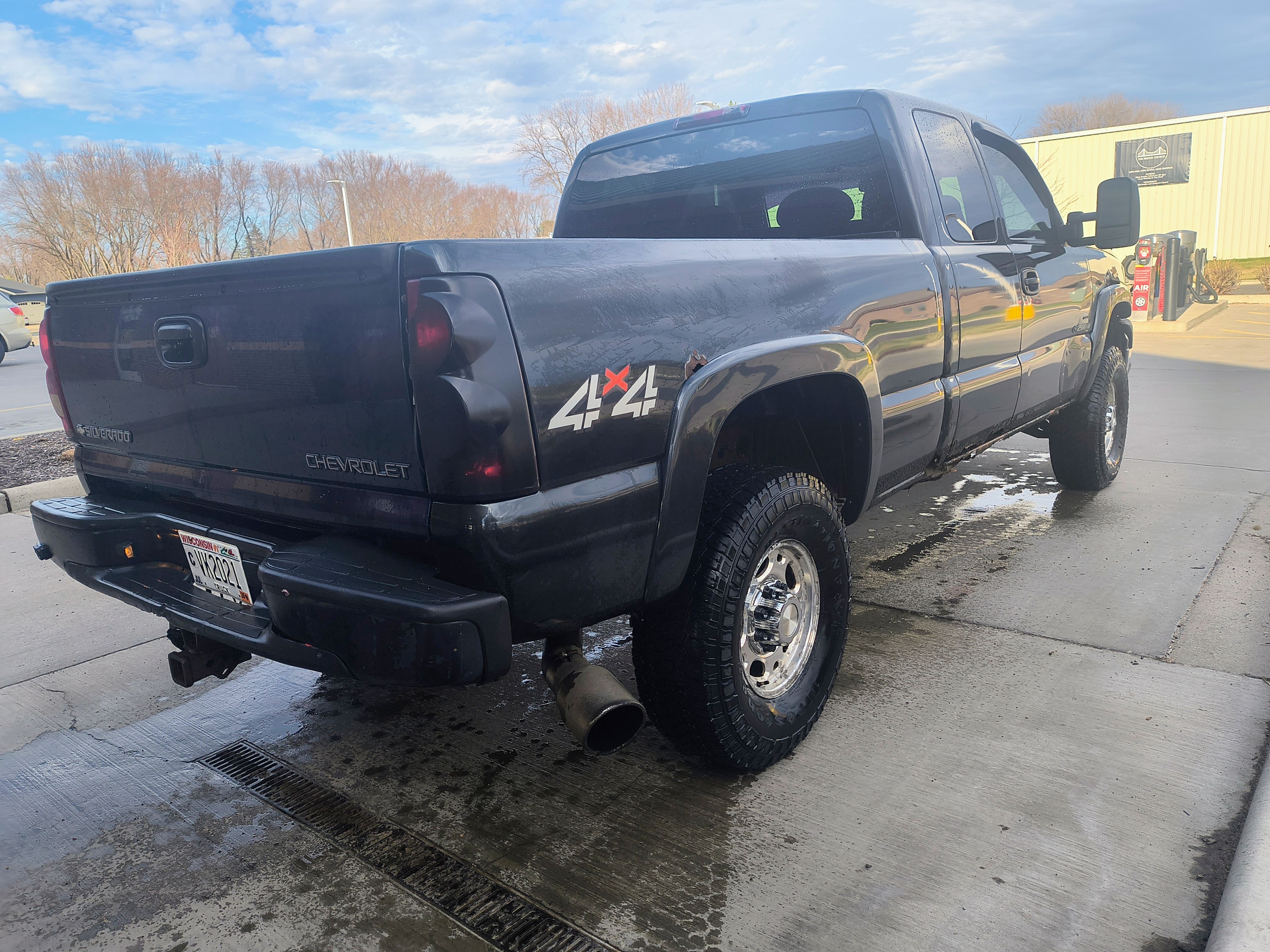 Used 2003 Chevrolet Silverado 2500 LS w/ Snow Plow Prep Package AWD/4WD image 6