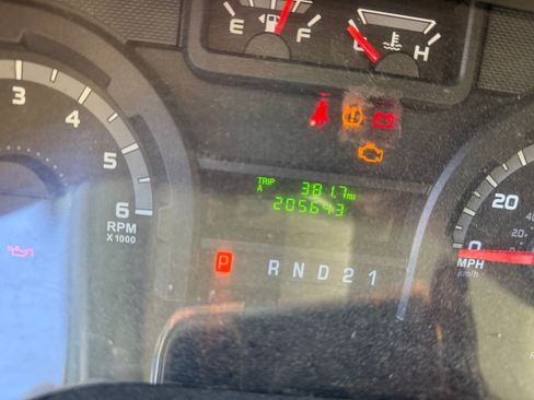 Used 2012 Ford E-350 and Econoline 350 Extended Super Duty w/ Commercial Cargo Van Pkg image 15