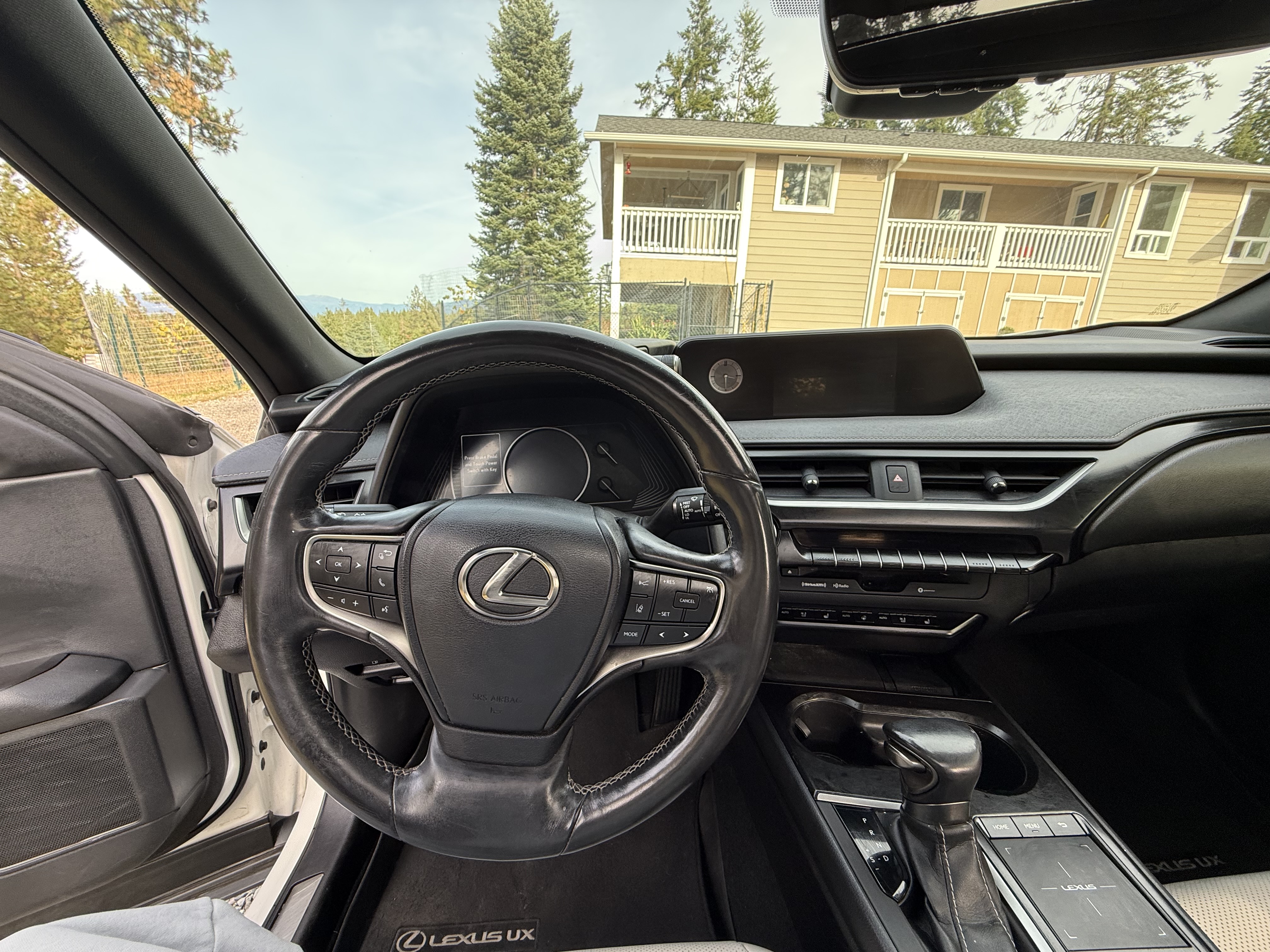 Used 2019 Lexus UX 250h w/ Premium Package AWD/4WD image 12