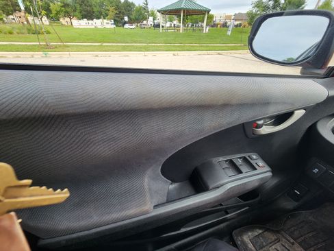 Used 2013 Honda Fit image 12