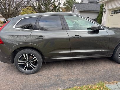 Used 2020 Volvo XC60 T5 Momentum w/ Protection Package Premier