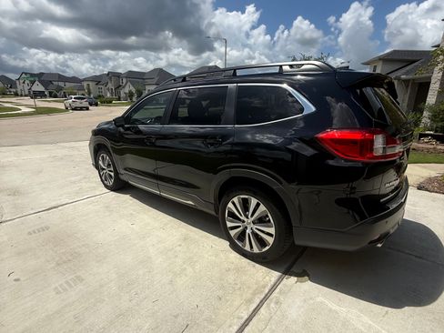 Used 2022 Subaru Ascent Limited w/ Technology Package AWD/4WD image 8