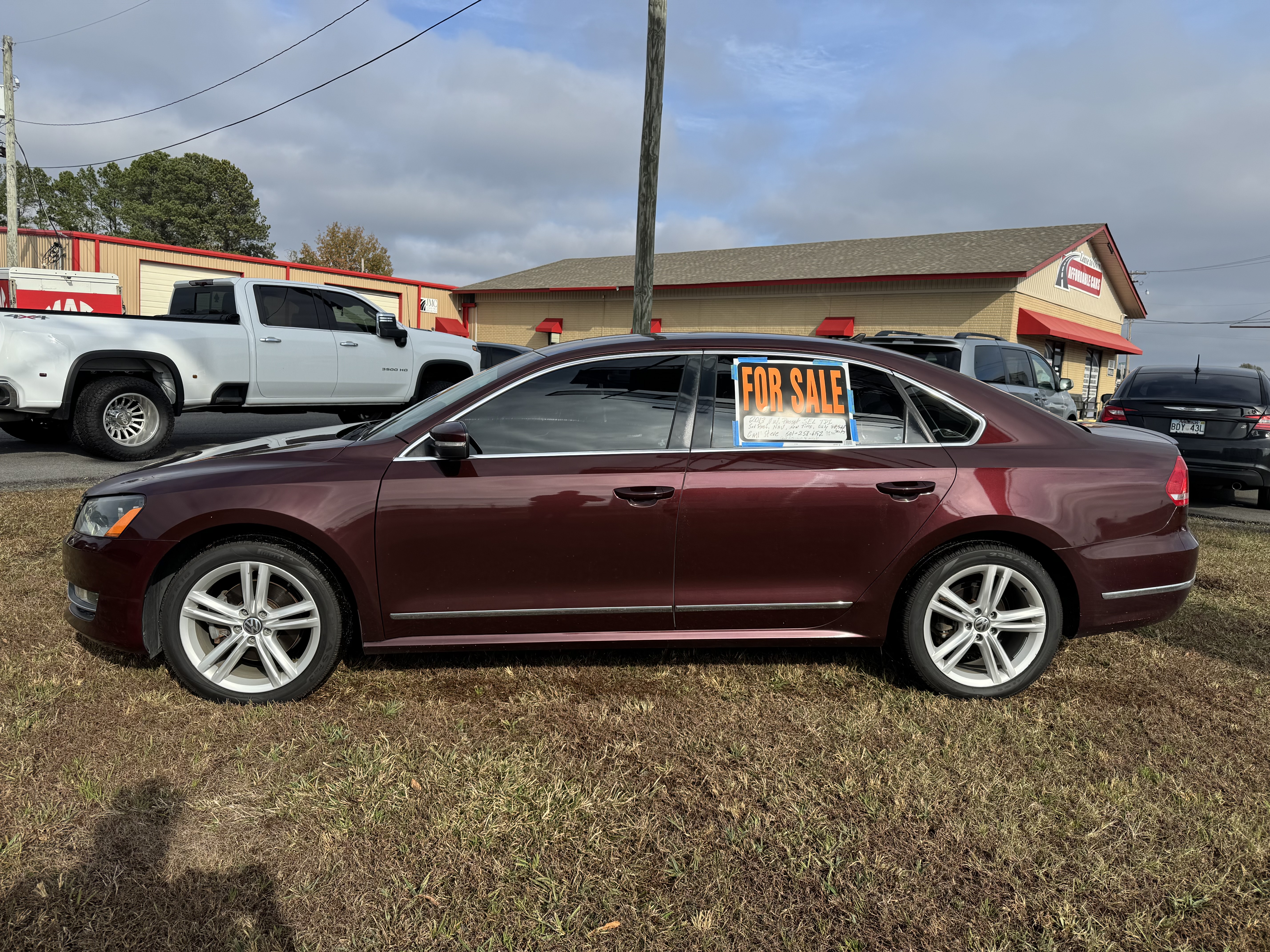 Used 2013 Volkswagen Passat TDI SEL Premium FWD image 1