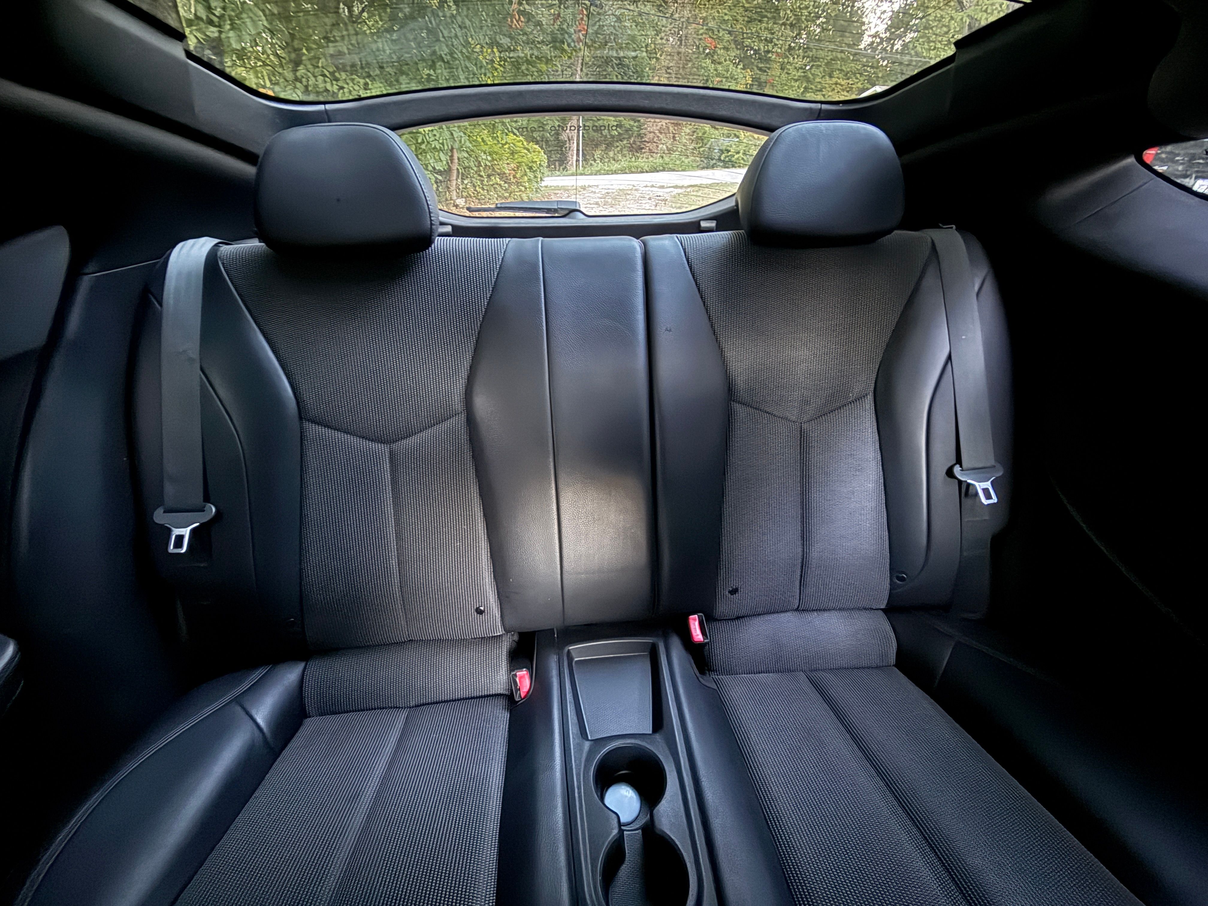 Used 2013 Hyundai Veloster w/ Style Pkg FWD image 6