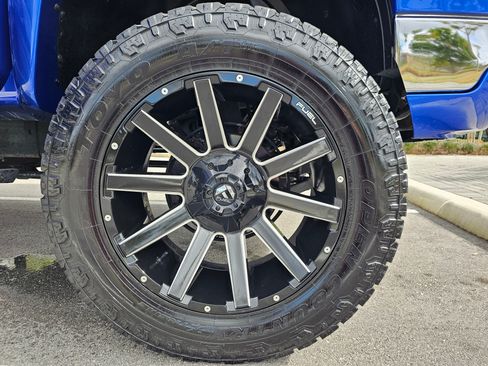 Used 2007 Chevrolet Silverado 2500 LT w/ Heavy-Duty Power Package image 19