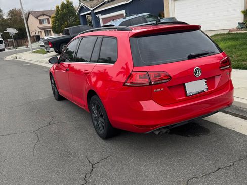 Used 2015 Volkswagen Golf TDI SE image 5