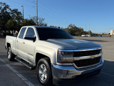 Used 2018 Chevrolet Silverado 1500 LT w/ All Star Edition image 10