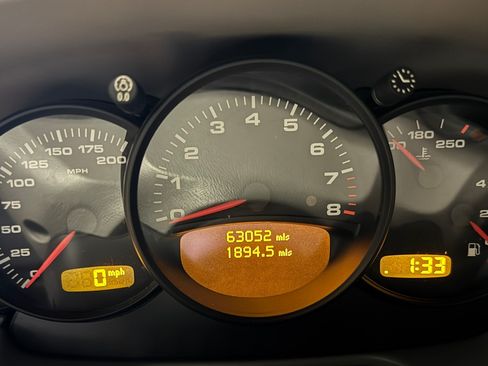 Used 2002 Porsche 911 Cabriolet image 10