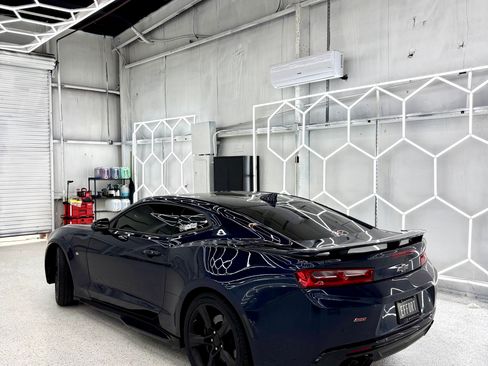 Used 2016 Chevrolet Camaro SS image 4